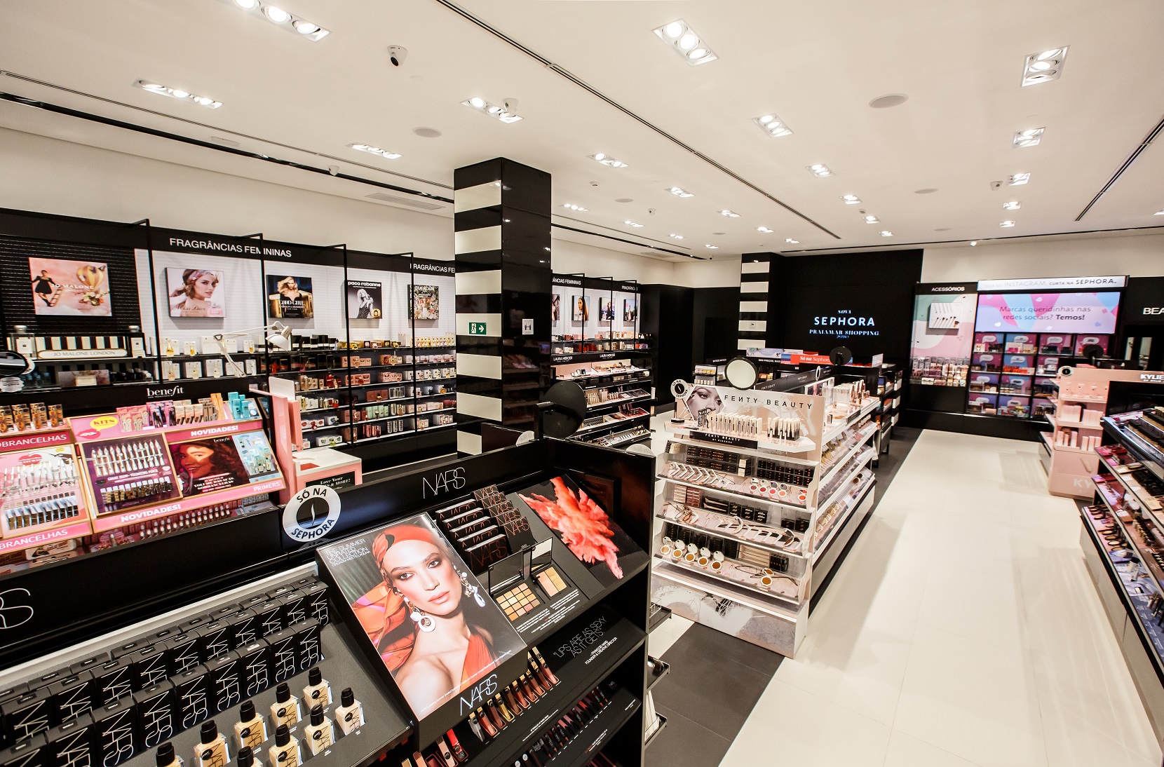 Maior franquia de cosméticos do mundo inaugura loja em Campo Grande